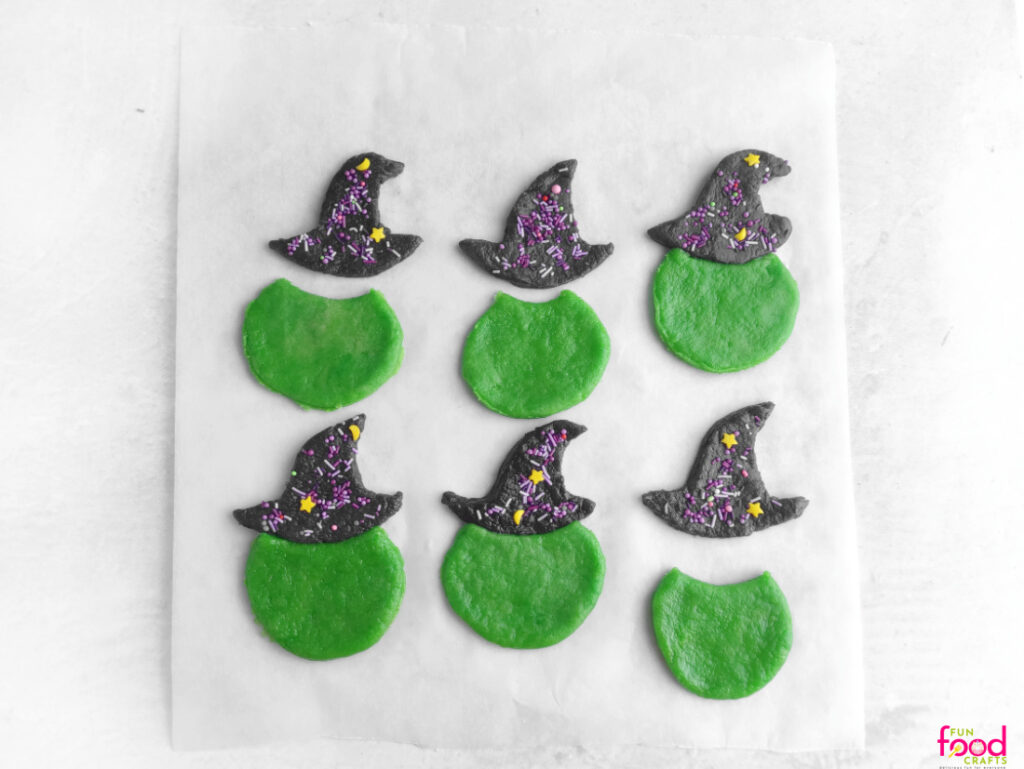 Witch hats and bottom cookies ready to fit together